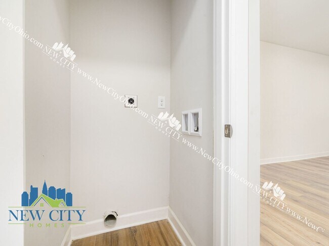 Building Photo - 91-93 N Central Avenue, Columbus, OH 43222