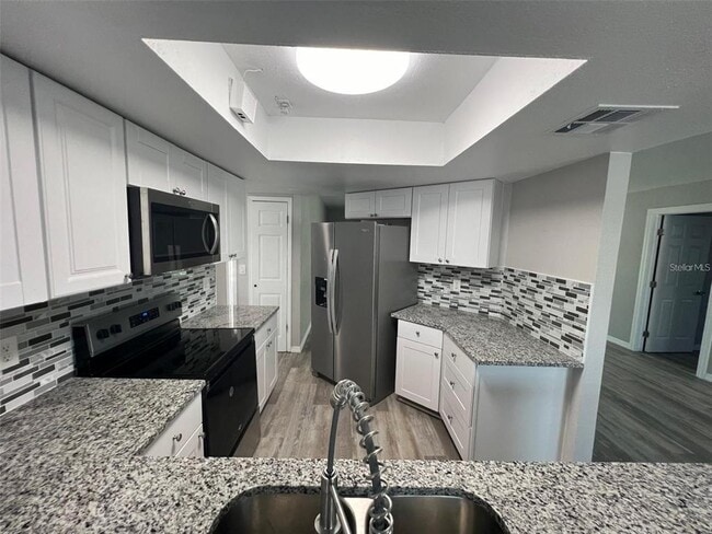 Building Photo - 6498 Amory St