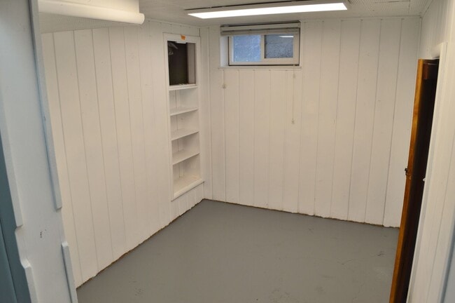 Building Photo - Beautiful Home in Historic Salt Lake District!