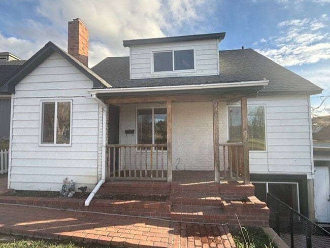 Building Photo - Hansen-PM-025-0262