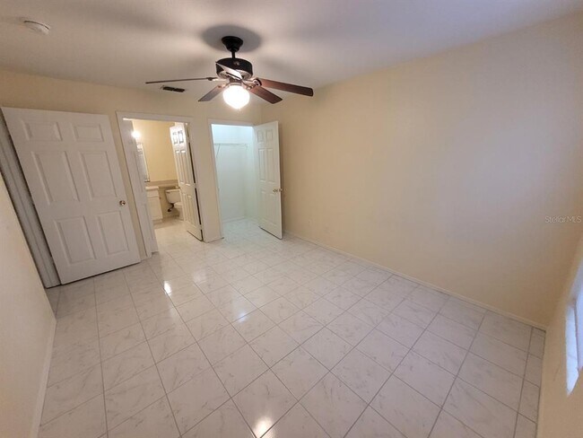 Building Photo - 36321 Stonewood Ln