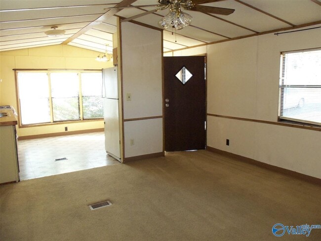 Building Photo - 140 Chestnut Rd