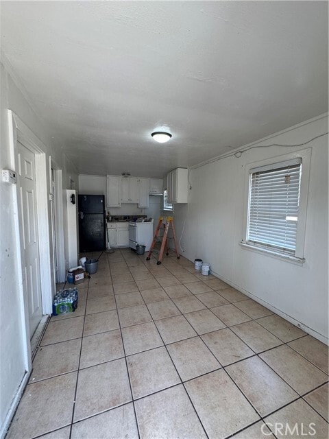 Building Photo - 5735 Priory St