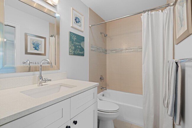 Building Photo - 12931 N Normandy Way