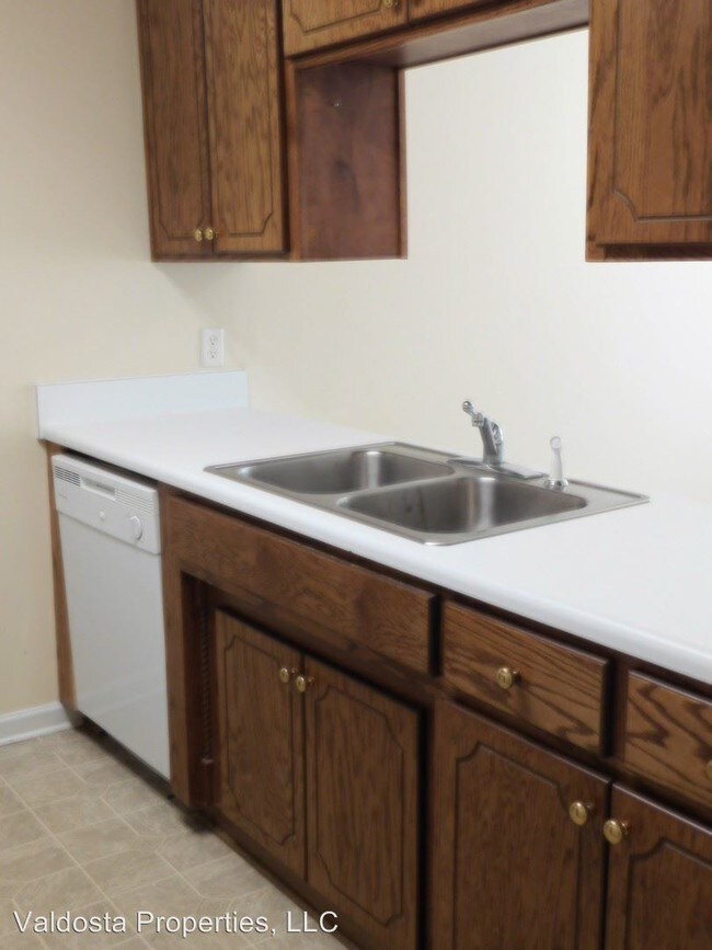 Building Photo - 1533 Woodard St