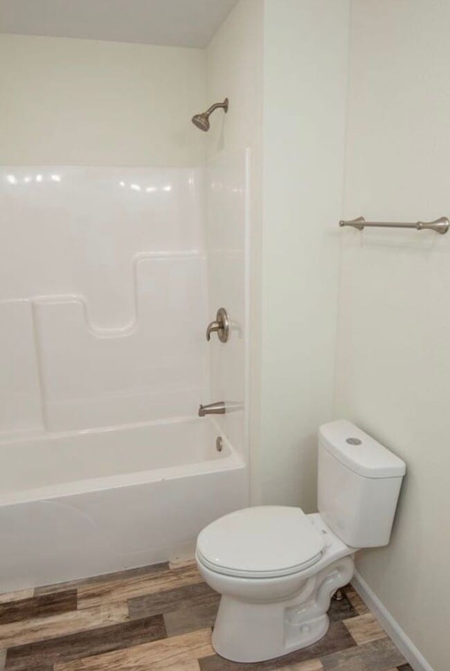 Building Photo - New 4 Bed / 3 bath in Pocahontas Available Now!