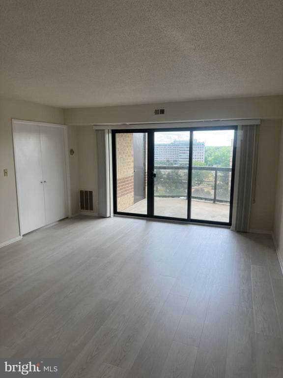 Building Photo - 8350 Greensboro Dr