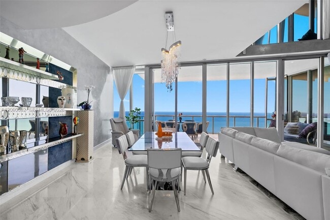Building Photo - 17121 Collins Ave