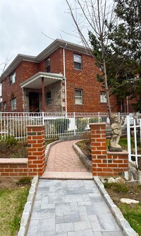 Building Photo - 23 Secor Pl