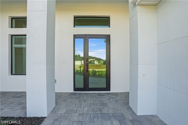 Building Photo - 3903 15th St SW