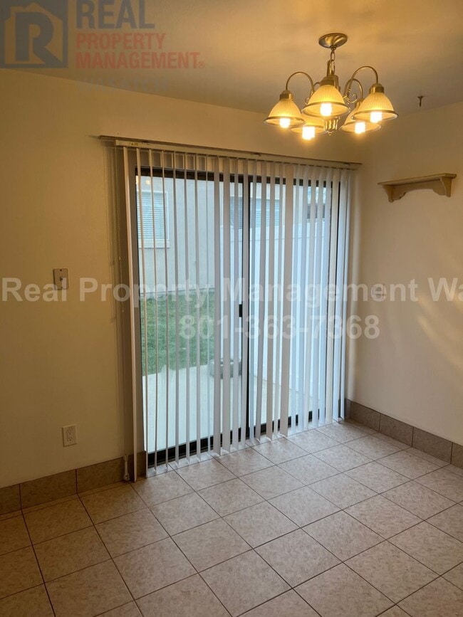 Building Photo - 835 S 835 E