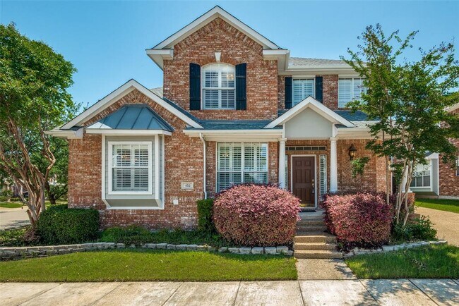 Building Photo - 452 Richmond St