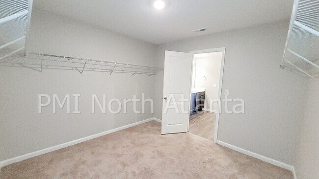 Building Photo - Corner Lot in Cartersville
