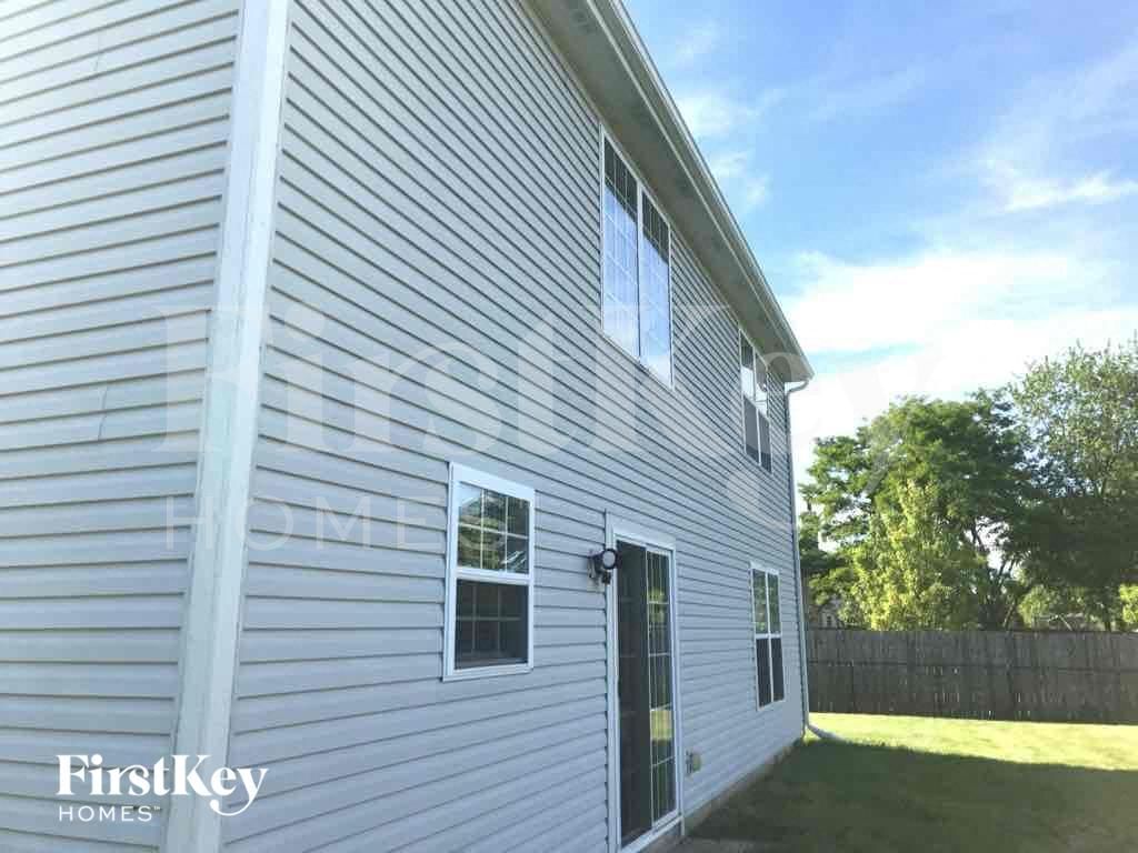 Building Photo - 867 Seabreeze Dr