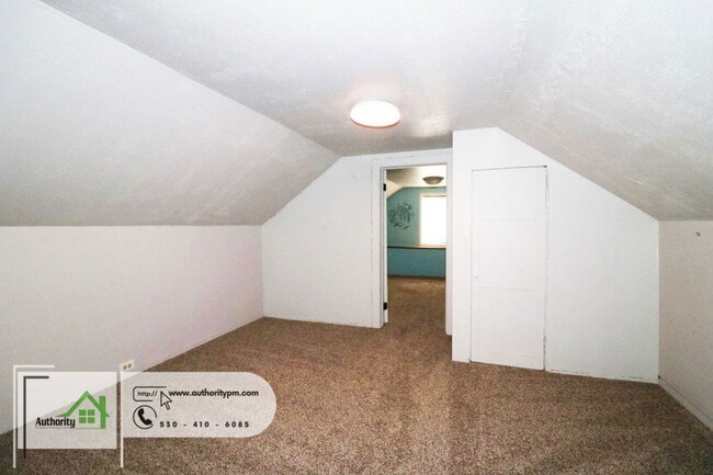 Building Photo - 1840 Heller Ln