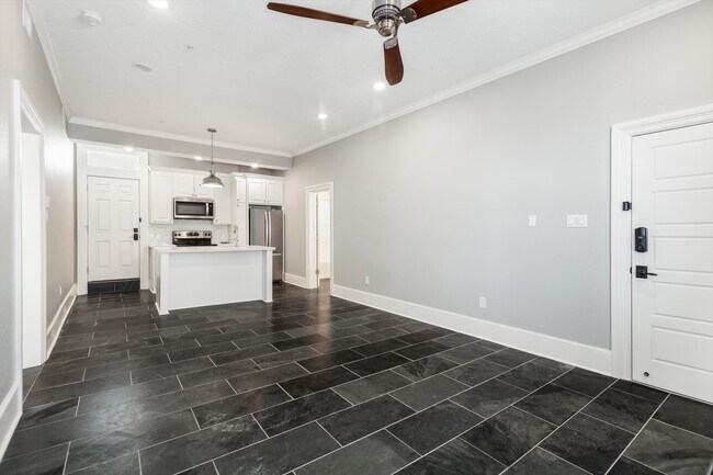 Building Photo - 2401 Market St