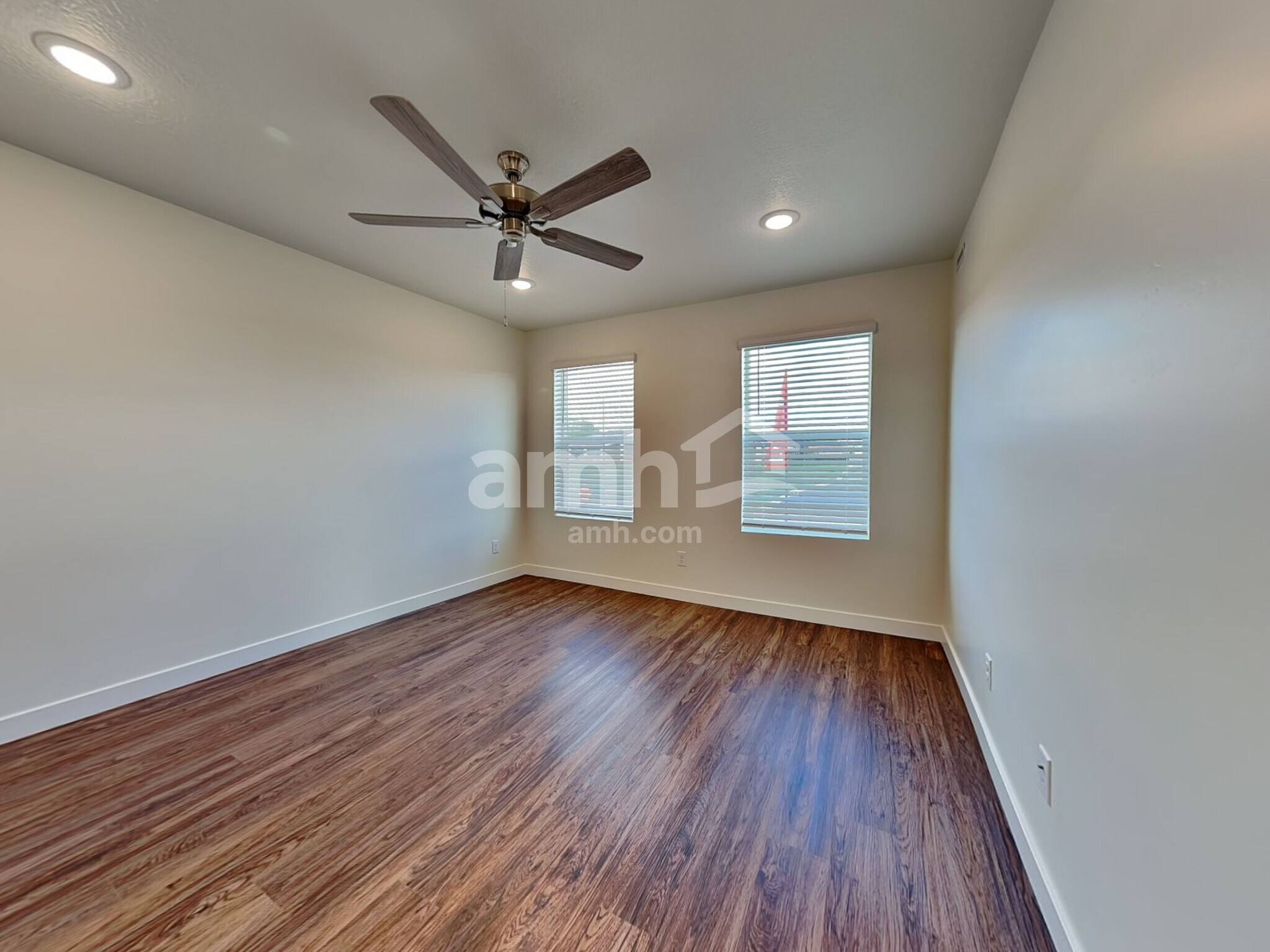 Building Photo - 8952 Wilroy Rd