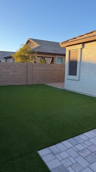 Building Photo - 13603 W Remuda Dr