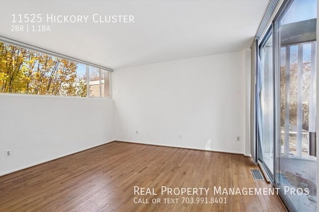 Building Photo - 11525 Hickory Cluster