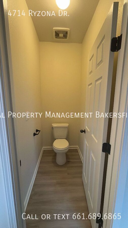 Building Photo - 4714 Ryzona Dr