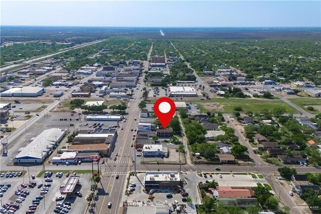 Building Photo - 130 N Texas Ave