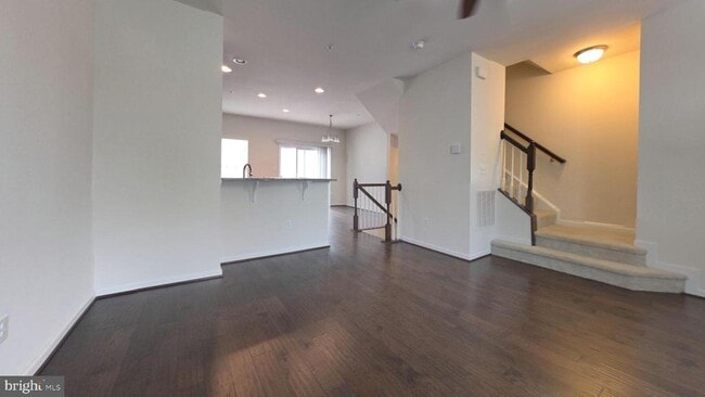 Building Photo - 7209 Strawberry Fields Way