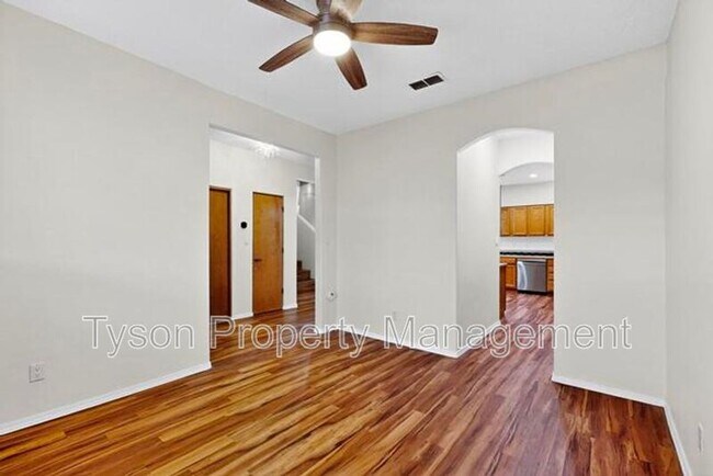 Building Photo - 10909 Pasquale Dr NW