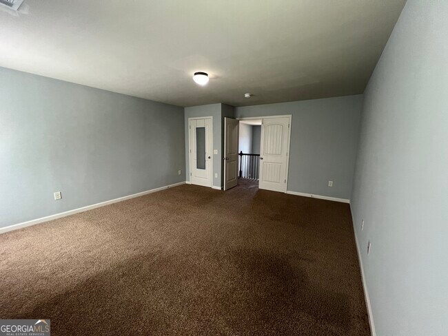 Building Photo - 204 Arden Dr