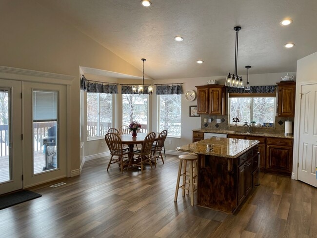 Building Photo - Beautiful home with 3 car garage and oversized covered deck.