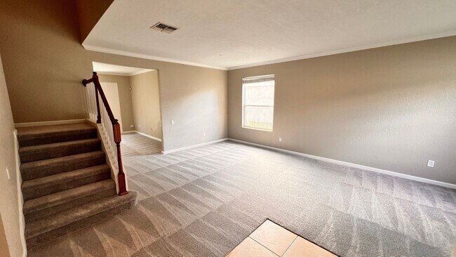 Building Photo - Spacious 4-Bedroom Home in HOA Community with Fantastic Amenities!