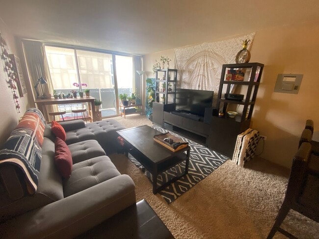 Building Photo - Great Barrington Condo