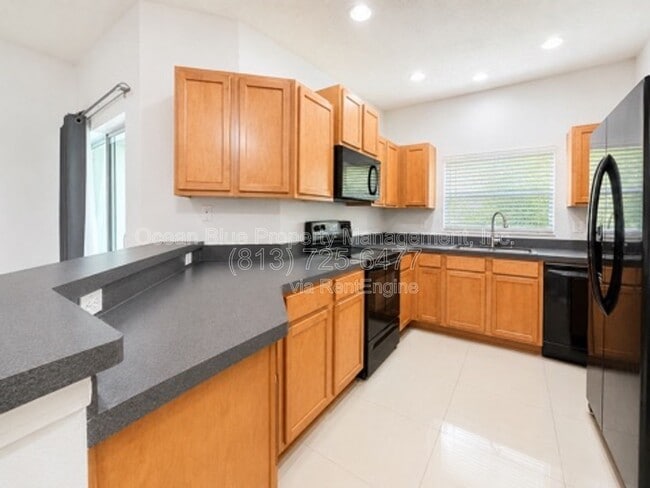 Building Photo - 4524 Amberly Oaks Ct