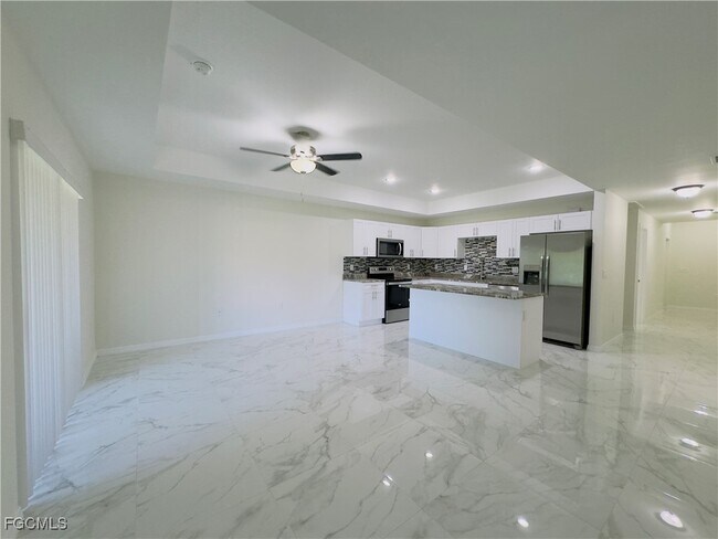 Building Photo - 884 Alabama Rd S