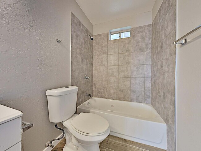 Primary Photo - Modern Comfort in Mesa – 2-Bedroom with Ya...