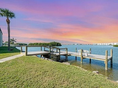 Building Photo - 200 S Banana River Blvd