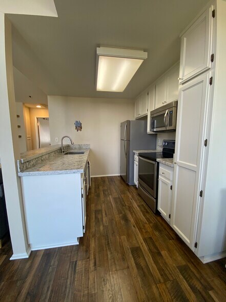 Building Photo - 2623 Antonio Dr