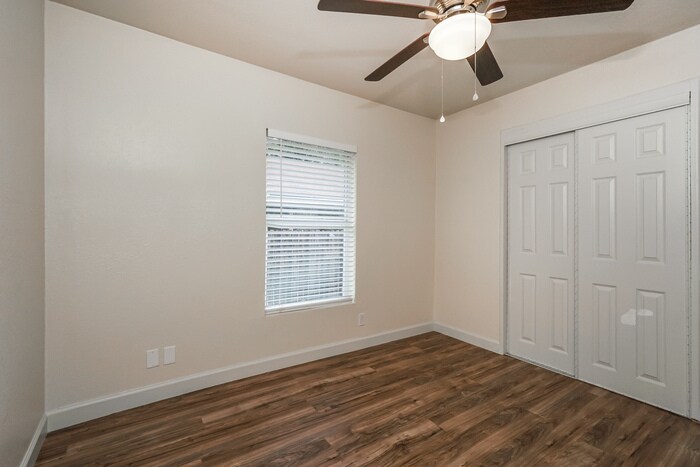 Building Photo - 931 W Hutchins Pl