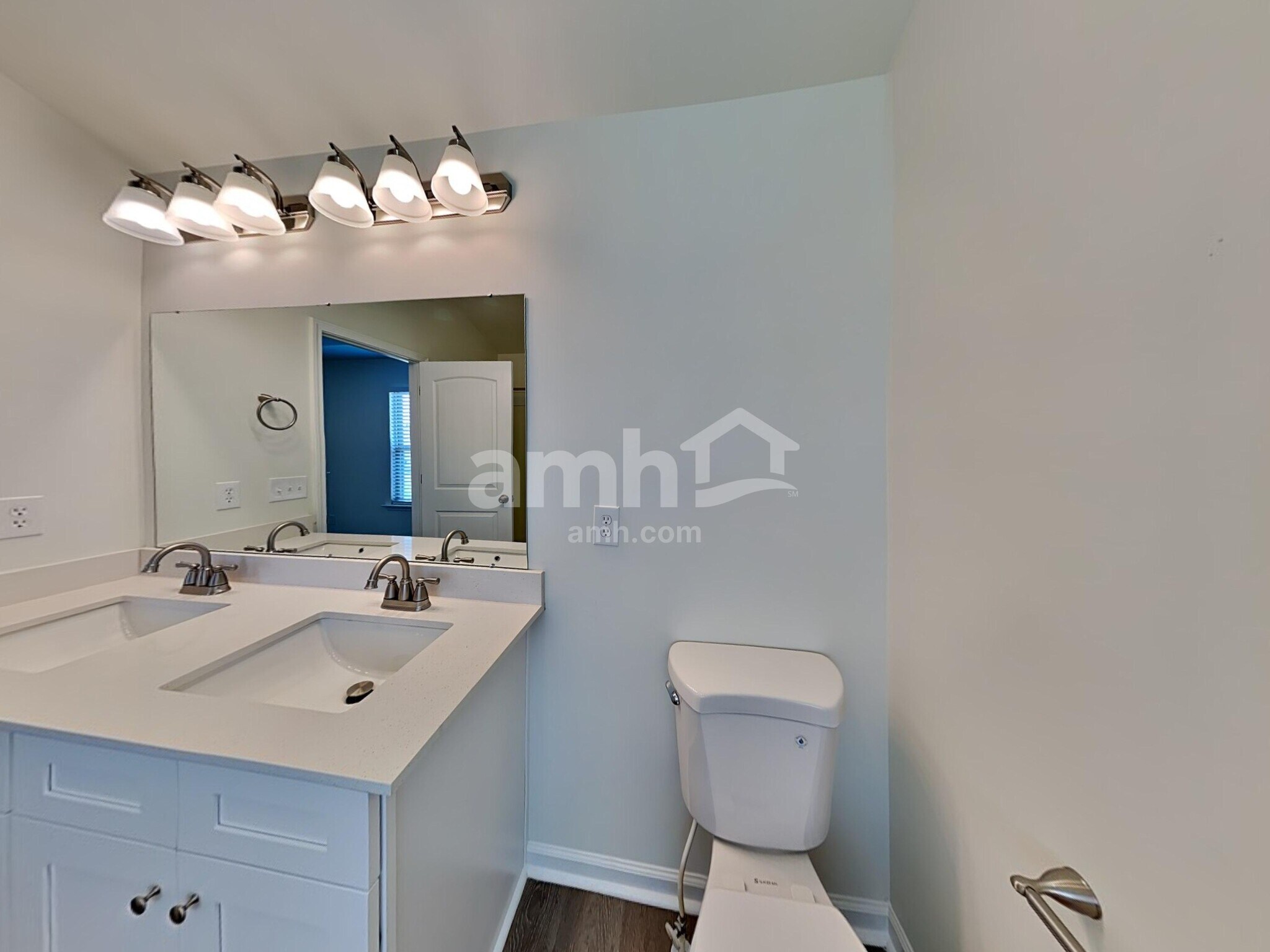 Building Photo - 392 Bandelier Cir