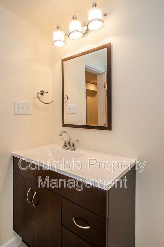 Building Photo - 3523 Warder St NW