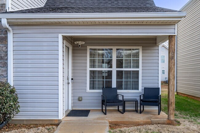 Building Photo - 106 Middlebrook Dr