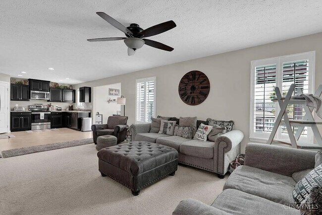 Building Photo - 4595 Kibbey Ln