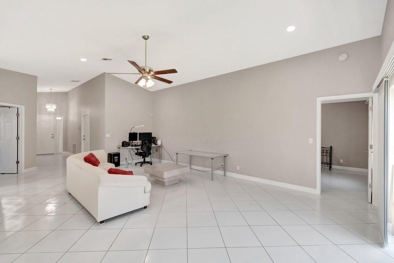 Building Photo - 1439 Waterway Cove Dr