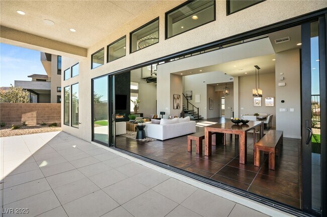 Building Photo - 10655 Patina Hills Ct