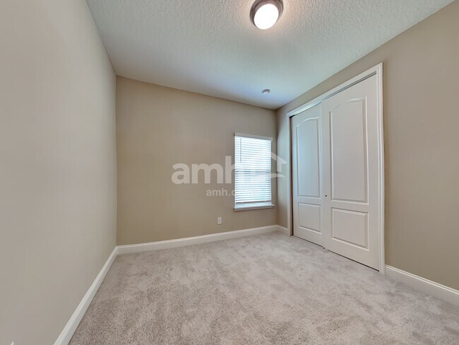 Building Photo - 82 Cobalt Ln