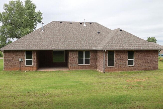 Building Photo - 17904 Salem Rd