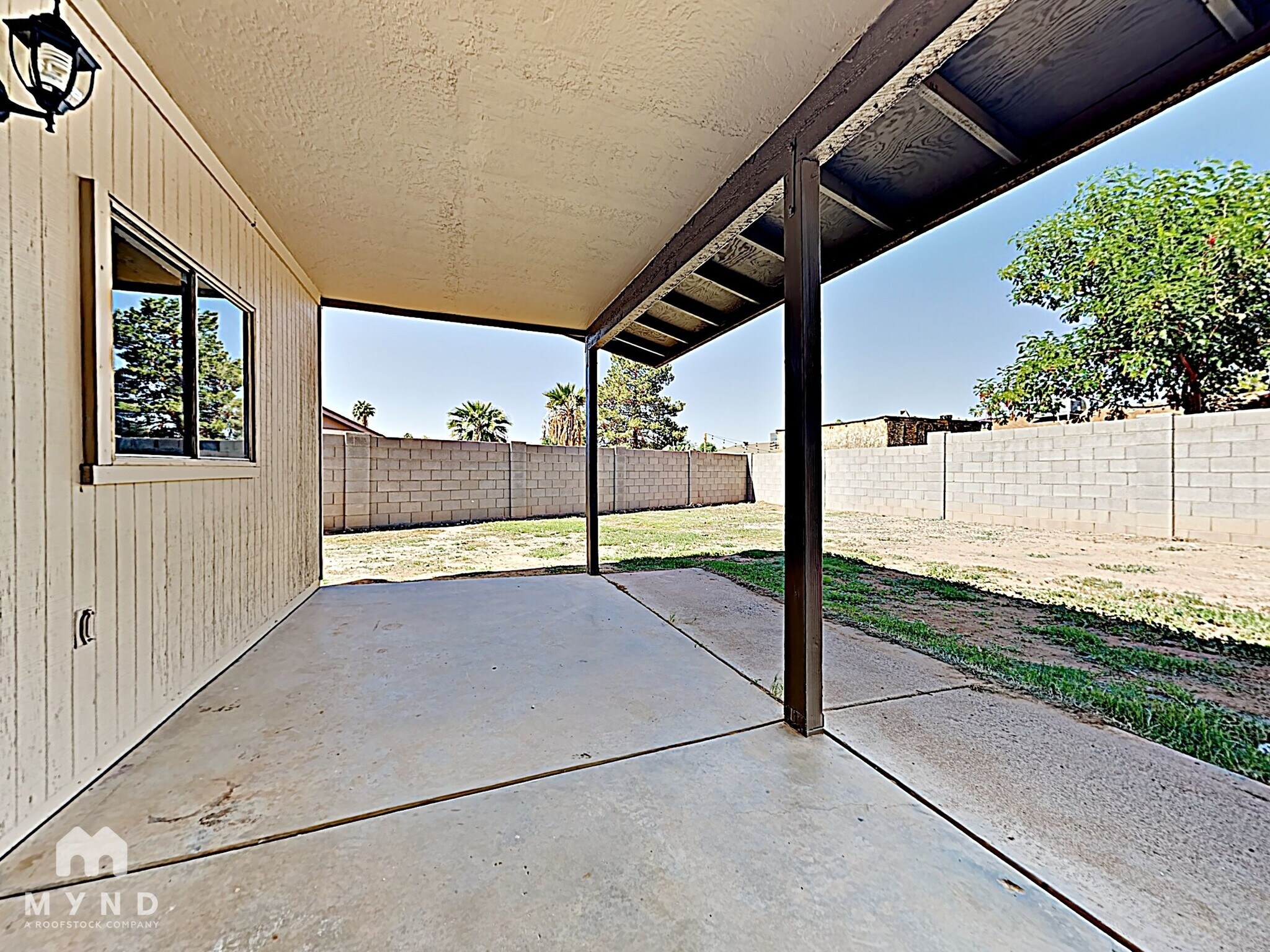 Building Photo - 8048 W Clayton Dr
