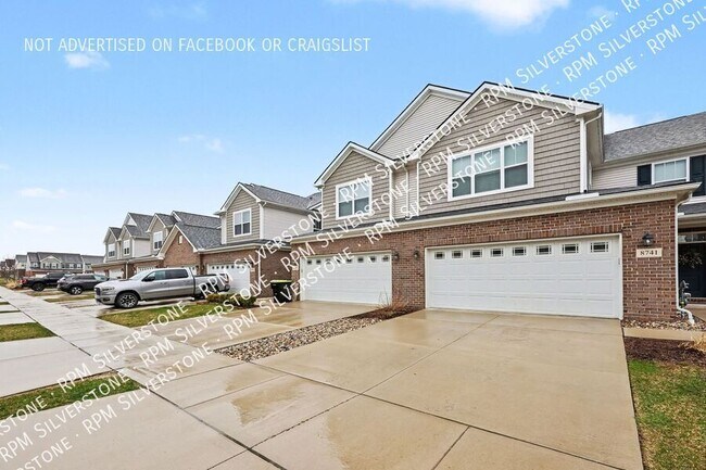 Building Photo - 8727 Pioneer St