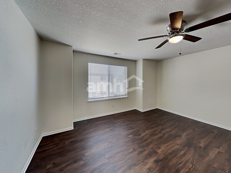 Building Photo - 1151 S Fultondale Ct
