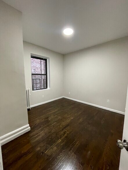 Building Photo - 439 Mount Prospect Ave