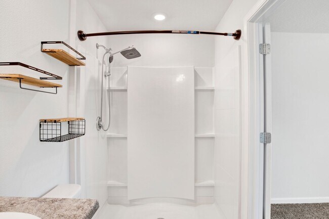 Building Photo - Beautiful 2023 Build Home, available now f...